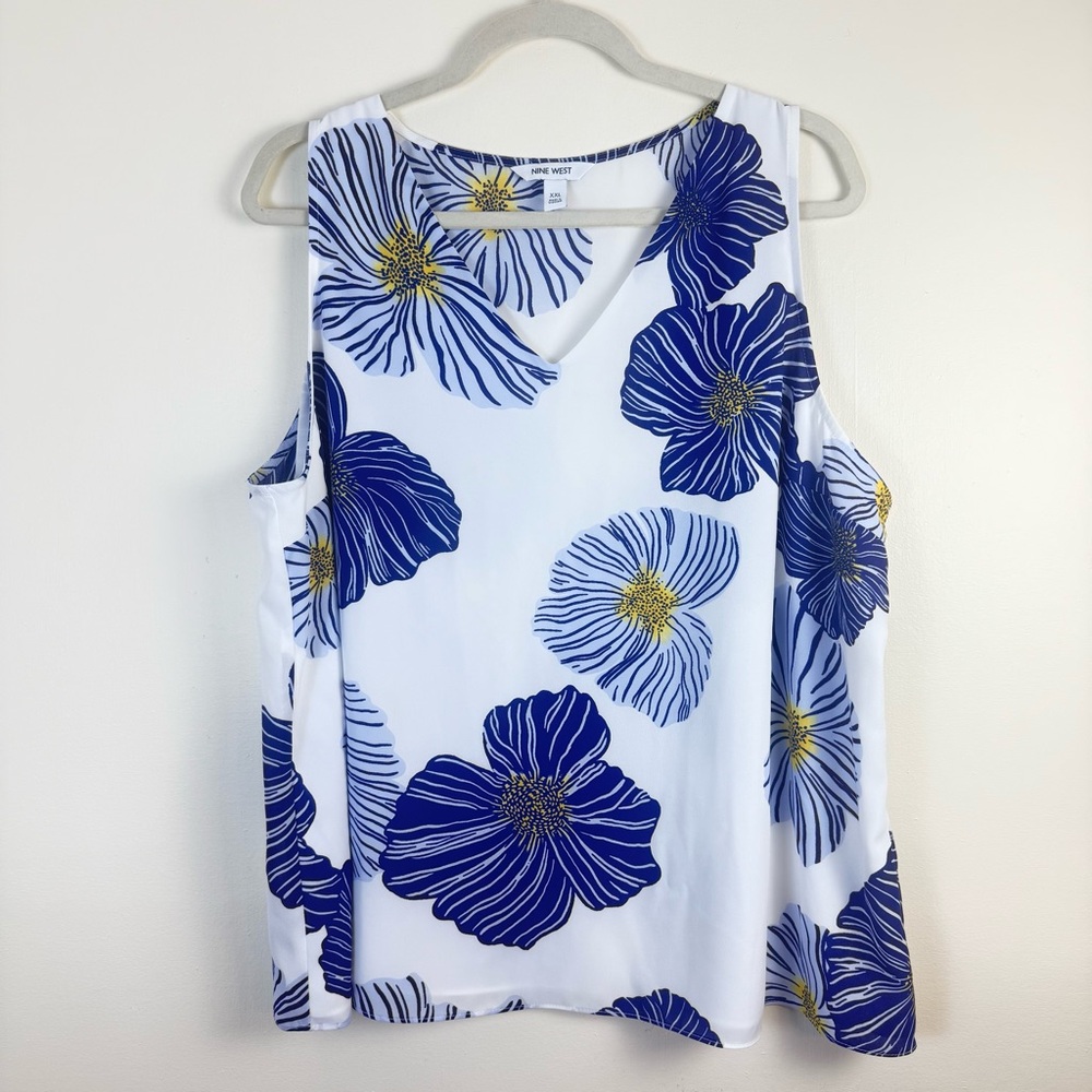 🛍️Nine West Womens Blue White Floral Tank Top XXL Relax Fit Summer Spring Vibes - Picture 1 of 12